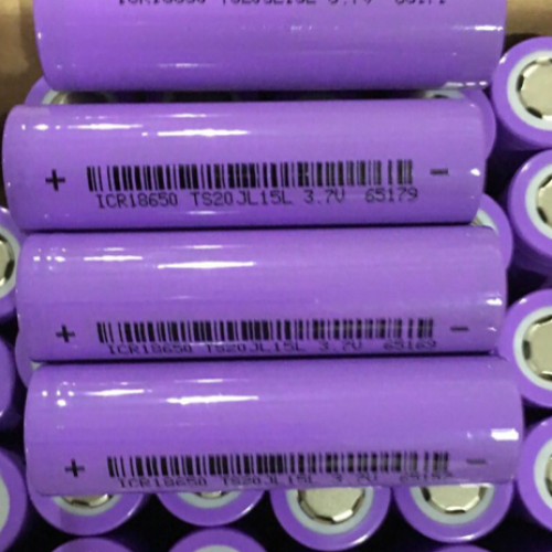 AX350i应用于电子行业，微型器件喷印效果极佳